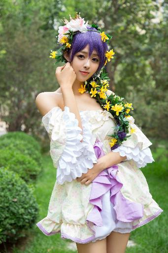 背叛丈夫的女社长的主演是谁